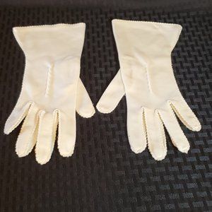 Ladies white gloves